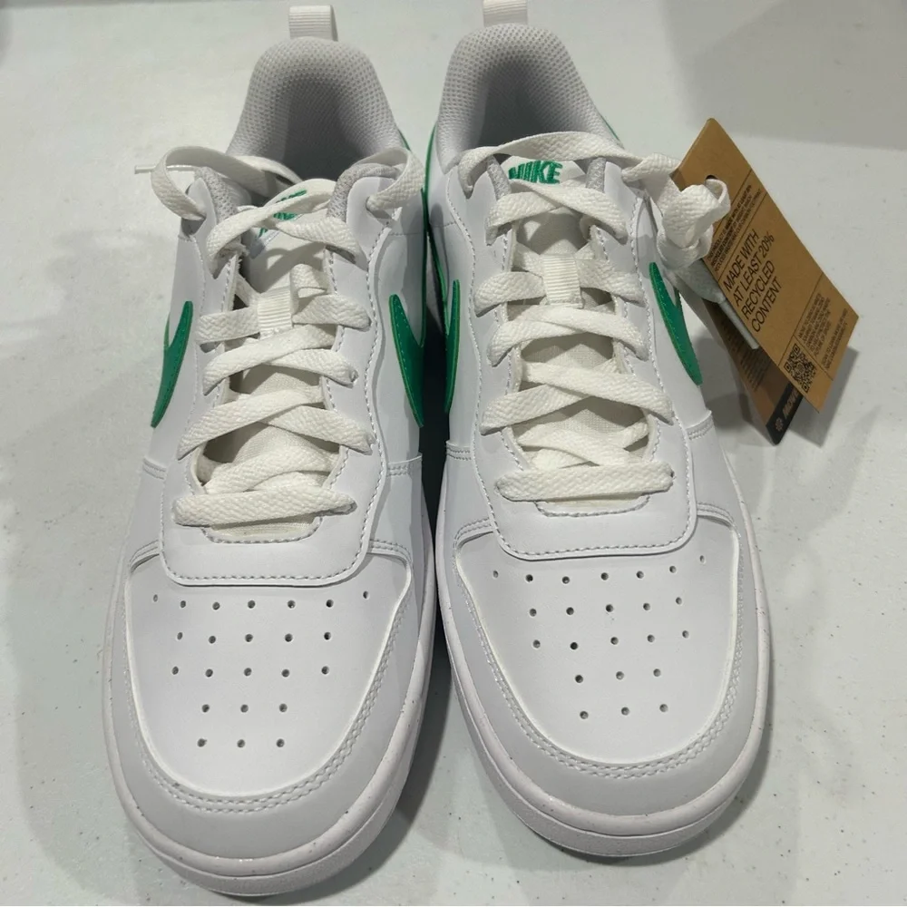 Nike Boy's Sport Low-top Shoes, White Stadium Green Football Grey, 7Y Big Kid